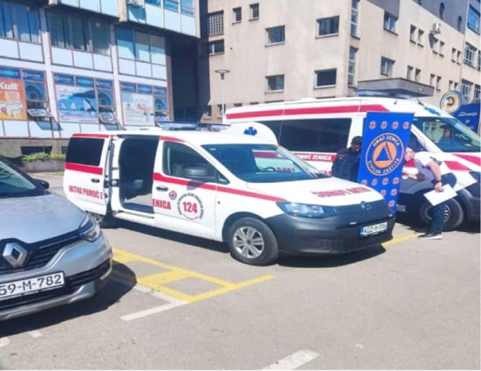 GRAD ZENICA DONIRAO NOVO SANITETSKO VOZILO DOMU ZDRAVLJA ZENICA