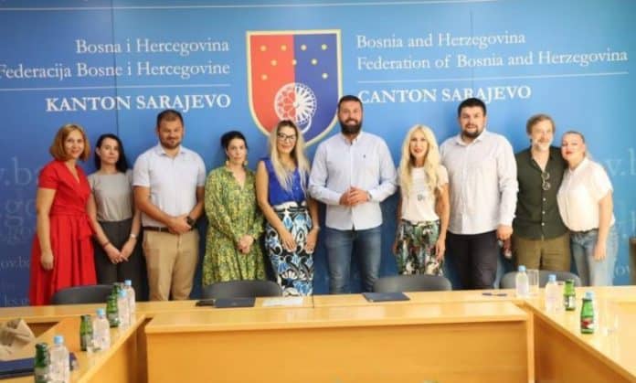 Mladi iz Kantona Sarajevo koji uskoro pune 18 godina dobijaju