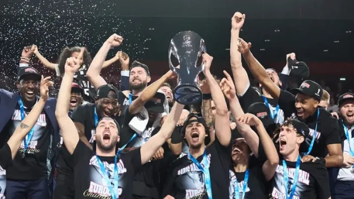 NAJAVLJENA POJAVA PRVE ZVIJEZDE EL RIVALA: U Parizu stigla dva