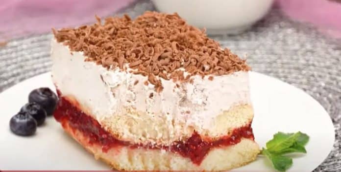 Sladoled torta sa piškotama: Brza i ukusna poslastica za samo