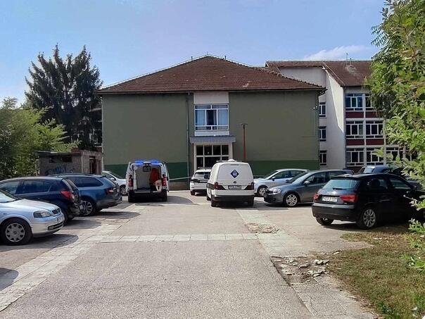 Brat domara koji je ubio troje ljudi u školi u