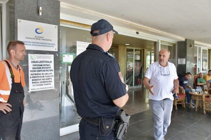 Dirajući detalji samoubistva sarajevske policajke: Kolege su satima pokušavale odvratiti