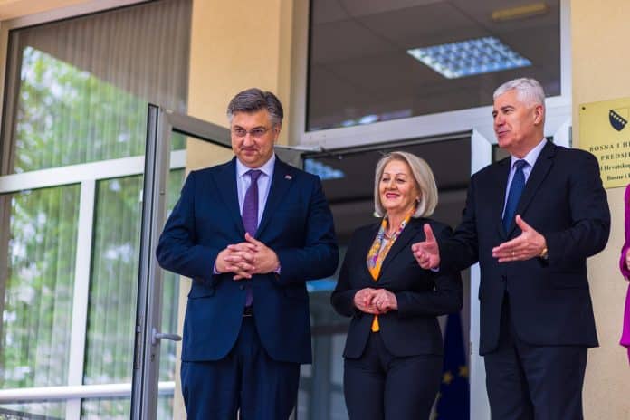 ISTRAŽILI SMO! Plenković koristi BiH za rehabilitaciju ustaške ideologije finansirajući