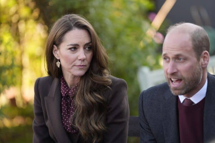 Kate Middleton se vratila u velikom stilu: Kultna haljina koja