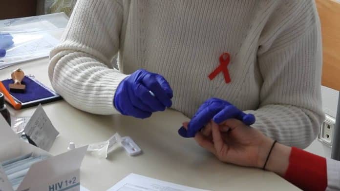 VIDEO+FOTO: Prvi decembar – Svjetski dan borbe protiv AIDS-a