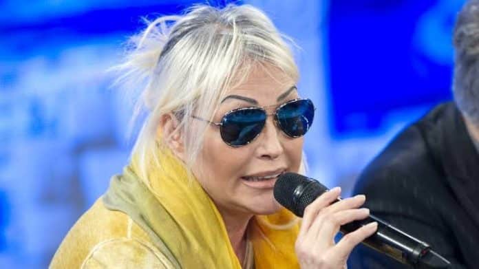 Slavna pjevačica rođena je kao Albanka Ilirijana Hodža, udala se