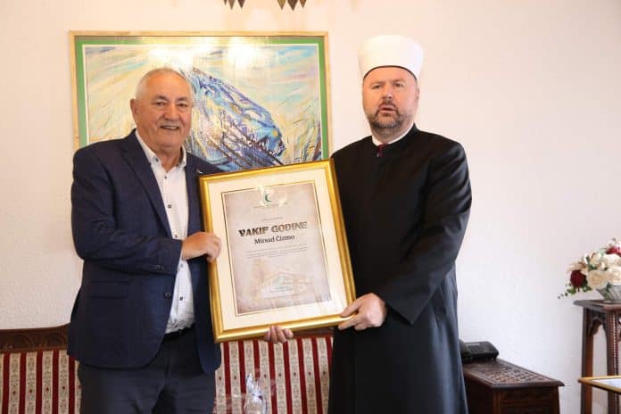 Prijem za istaknute vakife, priznanje Vakif godine dodijeljeno Mirsadu Čizmi