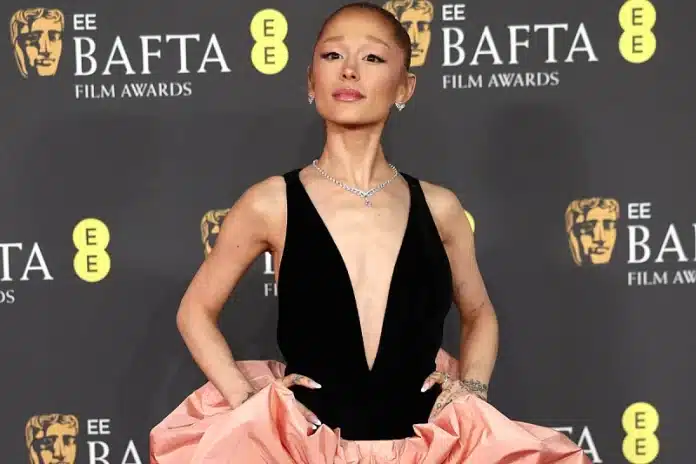 Nove fotografije Ariane Grande potaknule zabrinutost fanova: Ona tvrdi da