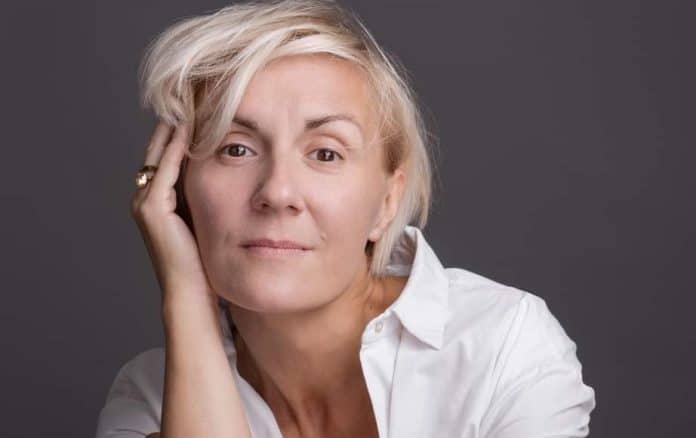 Ejla Bavčić za “Azru”: Važno je ostati vjeran sebi