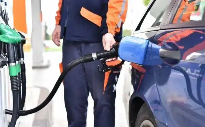 Ovo svaki vozač mora znati: Pri kojim brzinama automobil troši