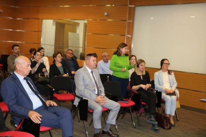 Održan okrugli sto u okviru izložbe ENSŌ: Otvorena pitanja o