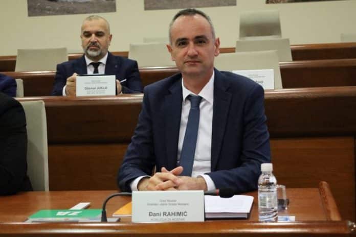 Rahimić o gradnji Kazališta: “Ako građani traže da im se