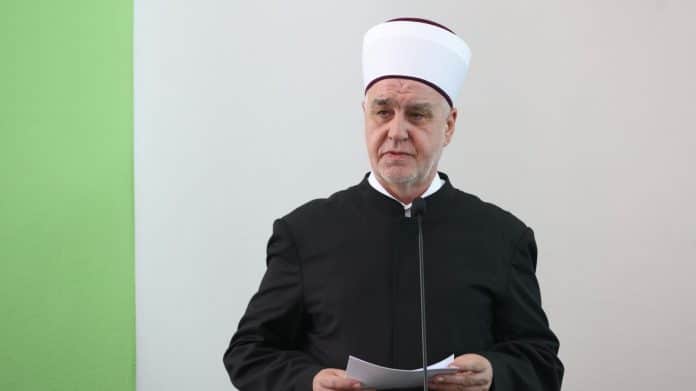 Reis Kavazović: Lekcije iz Srebrenice potrebnije su nam nego ikada
