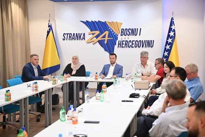 Stranka za BiH traži od Bećirovića da pokrene smjenu Vijeća