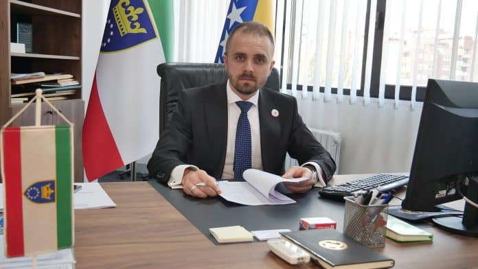 jasmin-cajic-3.jpg