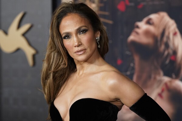 Jennifer Lopez proslavila 56. rođendan: Ikona koja živi punim plućima