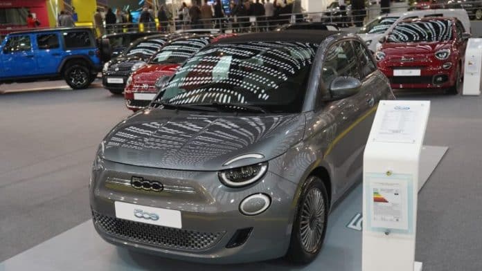 Tko bi rekao? Ova boja automobila zarađuje vam više novca