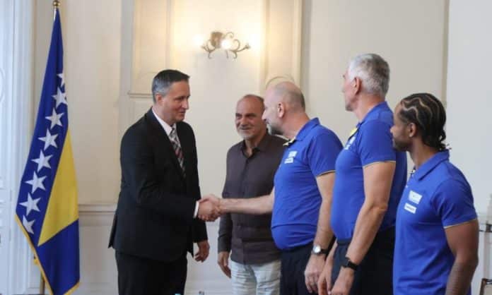 Bećirović organizirao svečani prijem za košarkaše BiH pred odlazak na