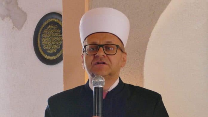 Muftija Dedović na mevludu u Lukomiru: Bošnjaci su uvijek znali