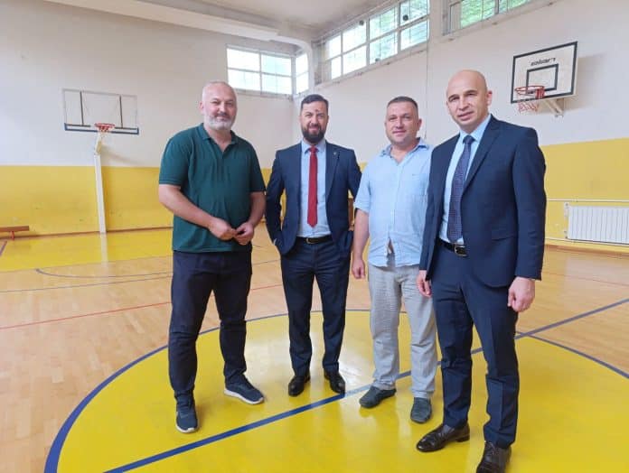 Premijer Pivic i ministar Musija