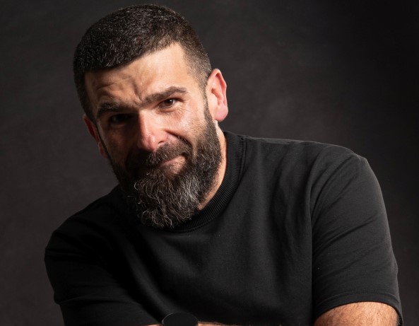 Damir Kustura za “Azru”: Svaki glumački posao mi je izazov