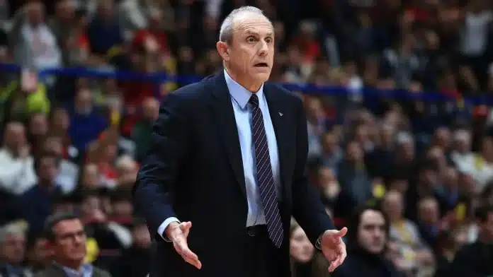 MESSINA SE OGLASIO NAKON OSTAVKE: Trofejni trener otkrio razloge