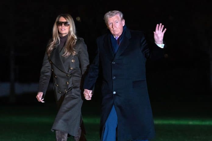 Melania izgleda kao milion dolara, a Trump je ponovo blamirao