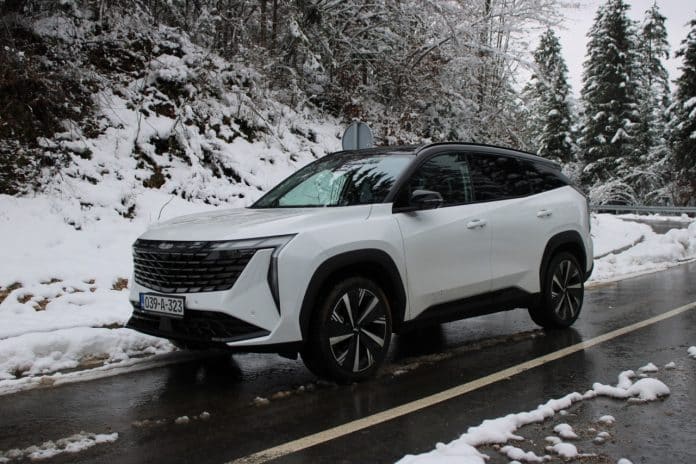 Test: Geely Starray 2.0 GF+ – Snaga, prostor i bogata