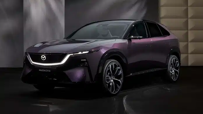 Nova Mazda CX-6e predstavljena na salonu automobila u Bruxellesu