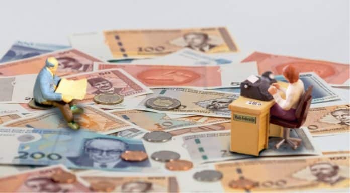 Povišice federalnih činovnika veće od cijelog minimalca - Business Magazine