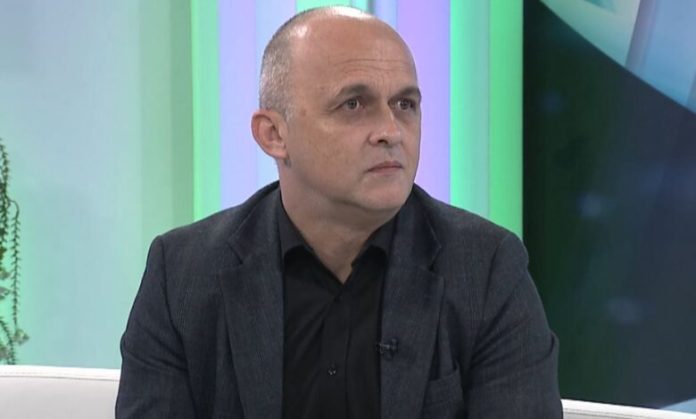 Saša Petrović iz FUP-a uputio apel roditeljima: Provjerite digitalno ponašanje