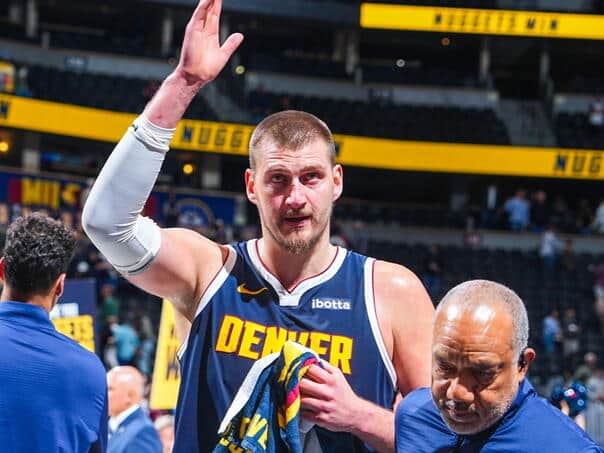 Jokić pomjera granice: Prvi u historiji sa 70+ poena, 20+