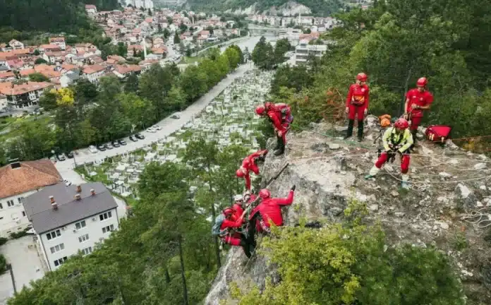 Veleposlanik Češke zahvalio članovima GSS-a Prenj: