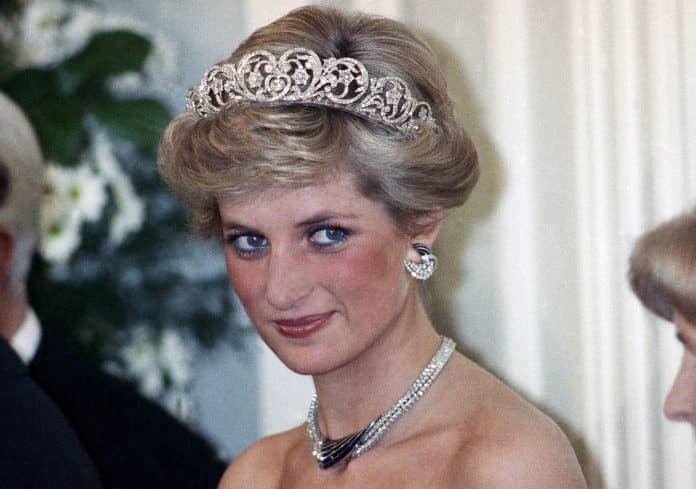 Sandale koje je princeza Diana nosila prije više od četiri
