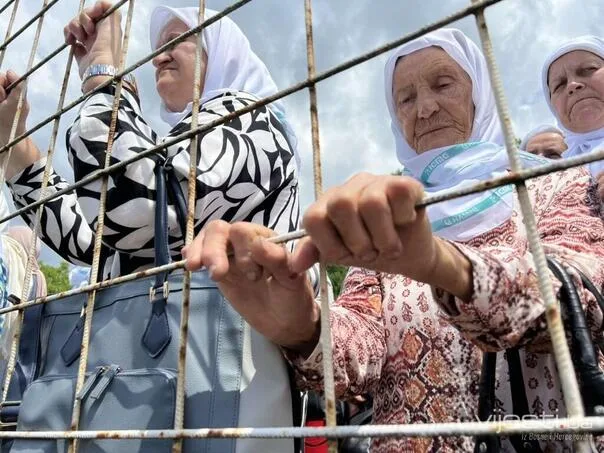 Porodice žrtava: Sa Mladićem nisu umrli zločini za koje je
