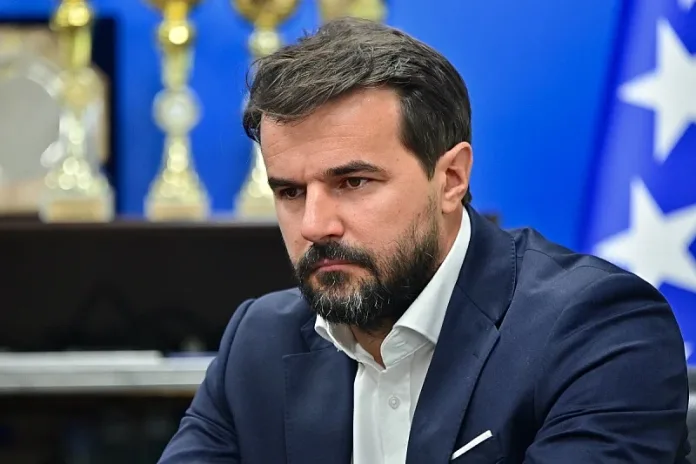 Nermin Muzur: Nemam namjeru sjediti u skupštinskim klupama, nakon izbora
